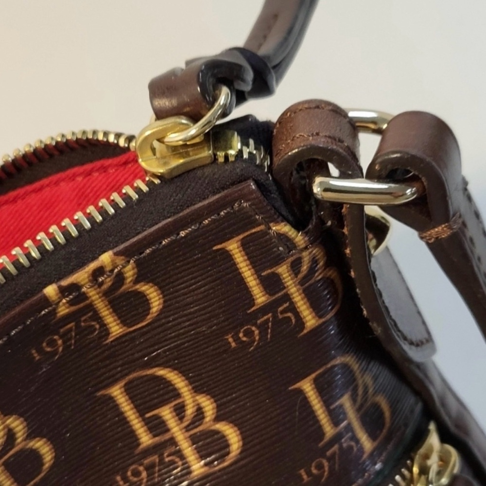 Dooney & Bourke New 1075 Brown and green coated canvas shoulder Bag - Picture 6 of 15